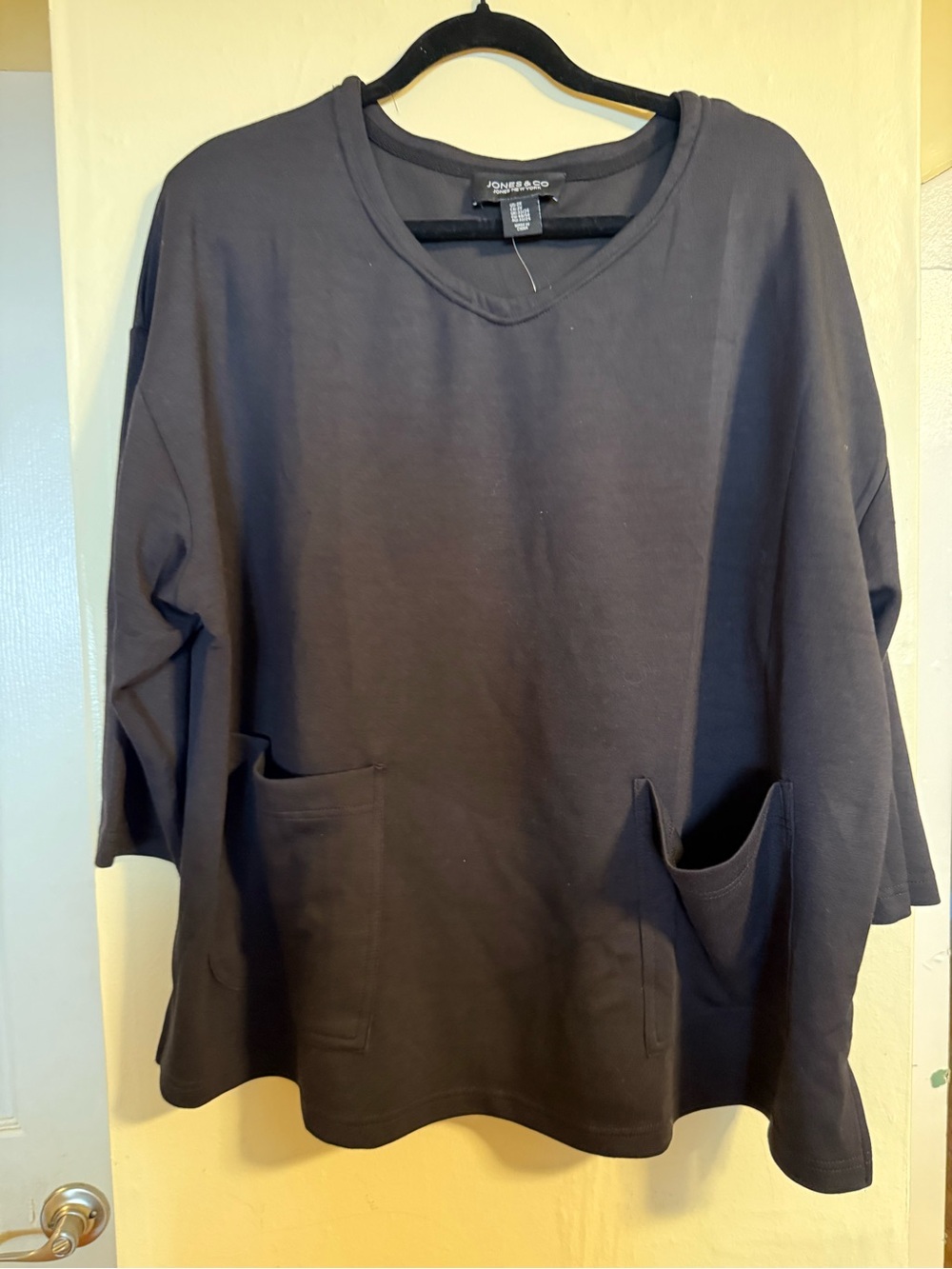 Jones, New York brand new top 2X